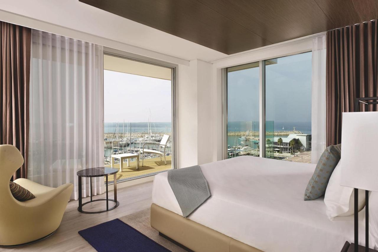 The Ritz-Carlton, Herzelia Buitenkant foto