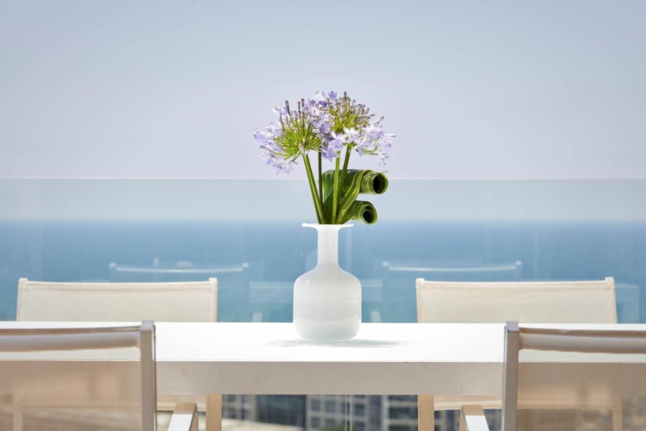 The Ritz-Carlton, Herzelia Buitenkant foto