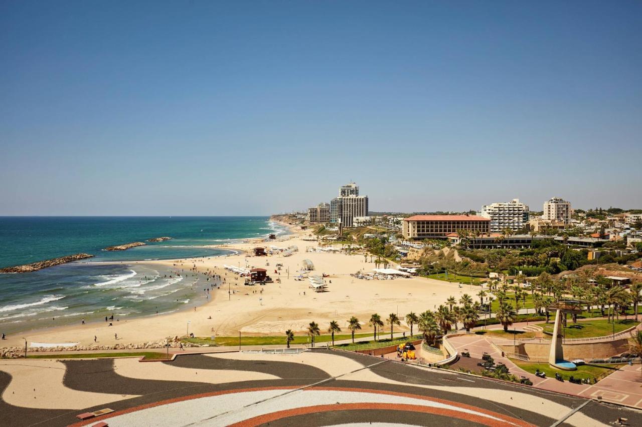The Ritz-Carlton, Herzelia Buitenkant foto
