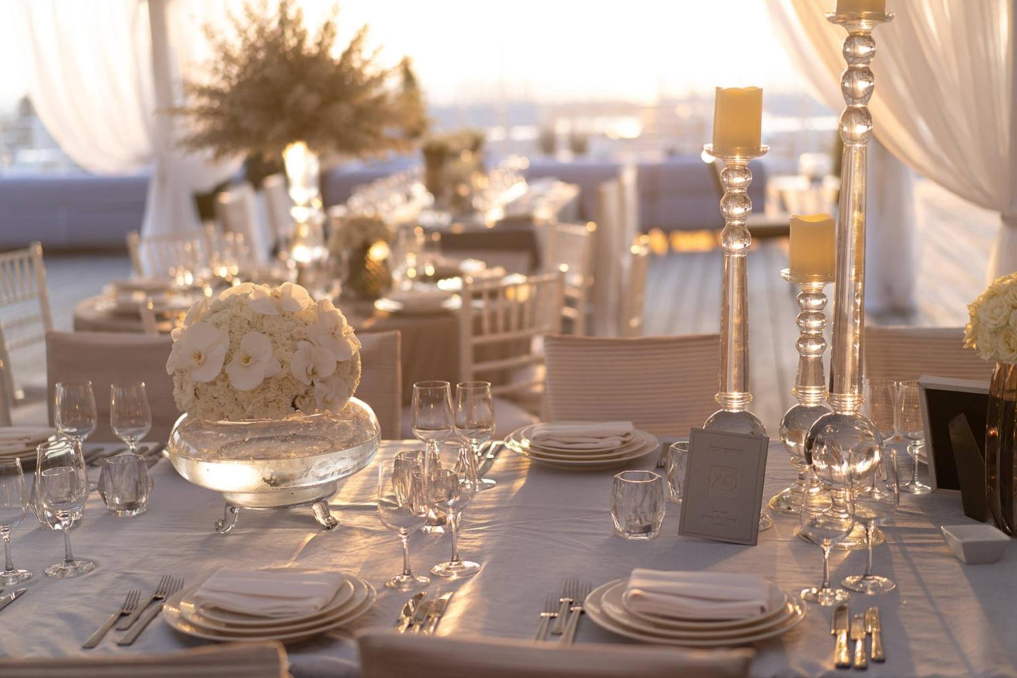 The Ritz-Carlton, Herzelia Buitenkant foto